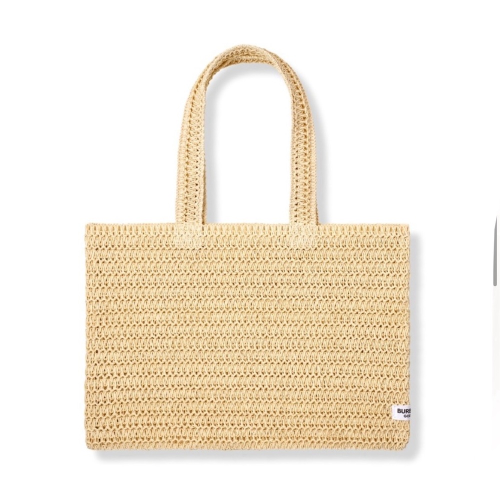 BURBERRY Goddess Tote Bag Raffia Straw
Beach NEW